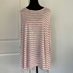 AVA & VIV RED WHITE STRIPED SLEEVELESS TUNIC WITH BACK SLIT / PLUS 2X